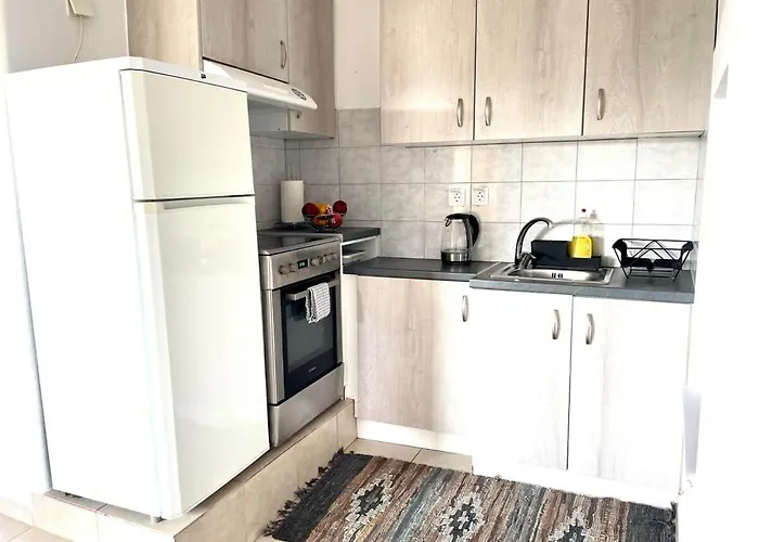 Gorgeous White Marsis In Paros Apartment Isterni (Paros)