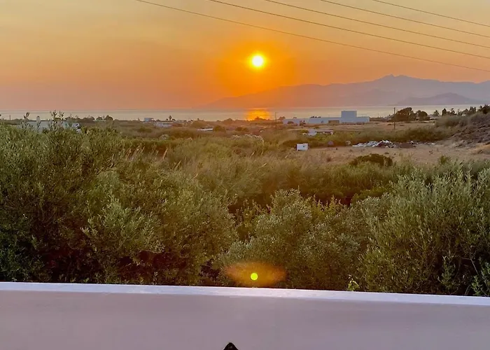 Gorgeous White Marsis In Paros Isterni (Paros)